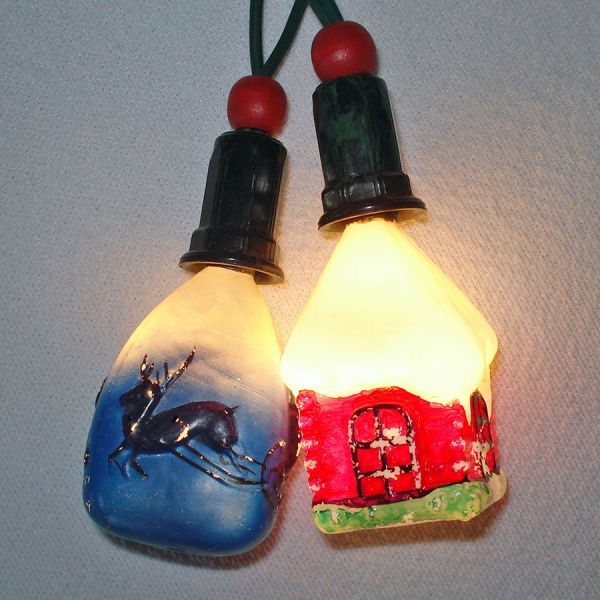 Log Cabin, Santa Sleigh Working Christmas Figural Light Bulbs #5