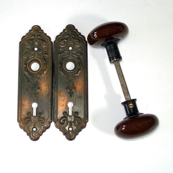 Brown Porcelain Enamel Doorknob Set With Backplates