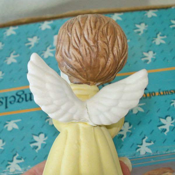 Boxed Set 6 Porcelain Musical Angel Figurines #5