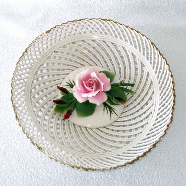 Capodimonte Porcelain Pink Rose Basketweave Wall Plate #4