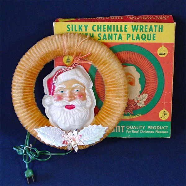 Paramount Lighted Santa Face Chenille Christmas Wreath in Box #6