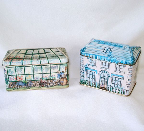 Lot 6 Vintage Tea Tins Cottages, Shops #5