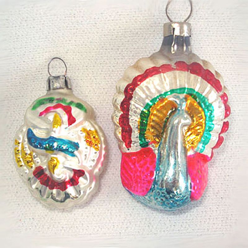 small glass christmas ornaments