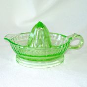 1932 Hocking Green Depression Glass Reamer Juicer