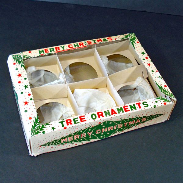 Empty 1950s Christmas Diorama Ornament Storage Box