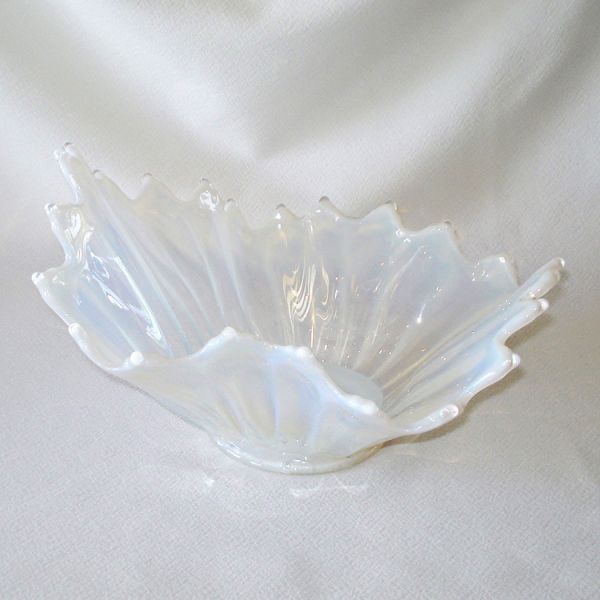 Fostoria Heirloom White Blue Opalescent Centerpiece Bowl #4