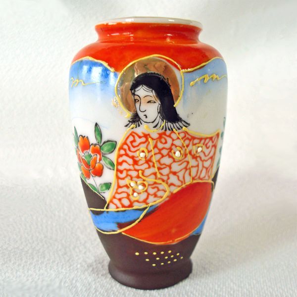 Occupied Japan Small Immortals Portrait Vase #2