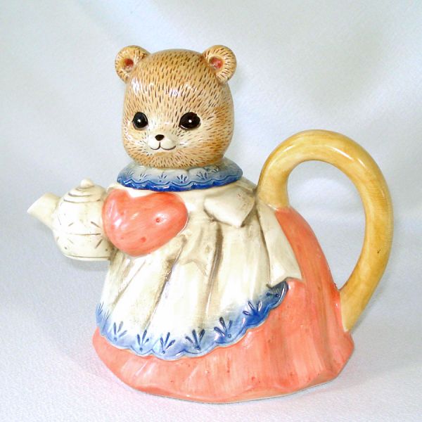 Takahashi Pottery Mama Bear Teapot Pink Dress