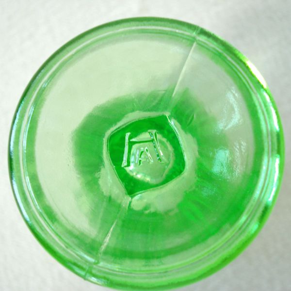 Hazel Atlas Depression Green Glass Paperclip Salt Pepper Shakers #3