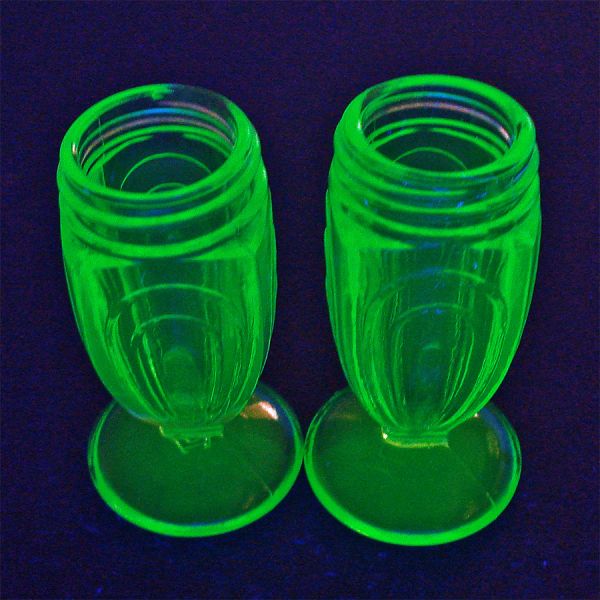 Hazel Atlas Depression Green Glass Paperclip Salt Pepper Shakers #4