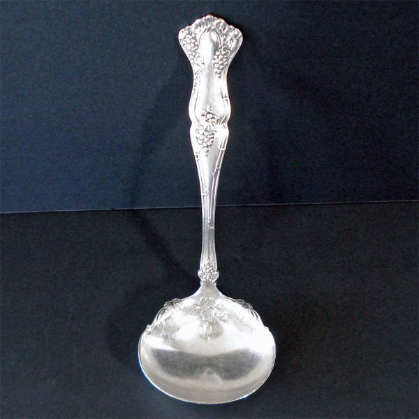 Vintage Grape Rogers Bros Silverplate Gravy Ladle 1904 #5