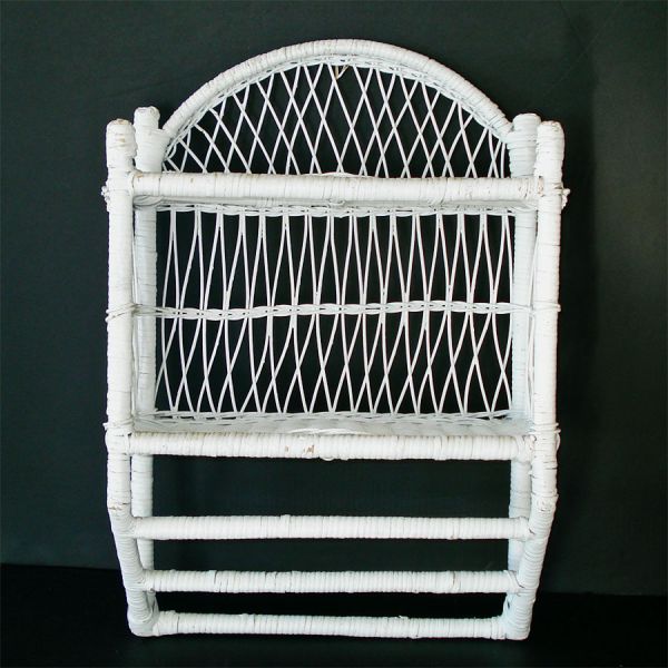 White Wicker Wall Shelf With Triple Towel Bars #2