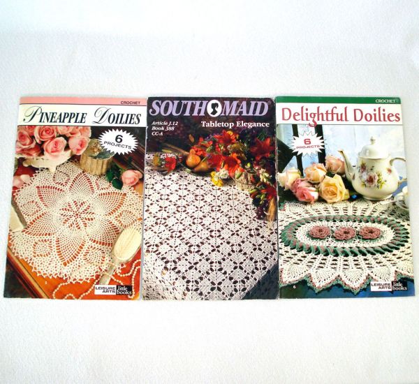 Lot 9 Vintage Crochet Pattern Books, Magazines #3