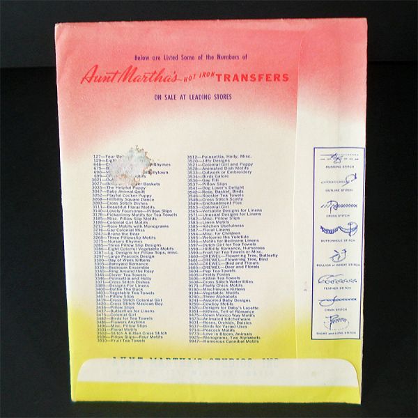 Aunt Marthas Kittens Tell of Romance Iron On Transfer Patterns #3