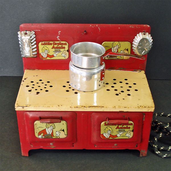 Marx Little Orphan Annie Working Electric Toy Stove #2