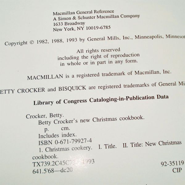 Betty Crocker's New Christmas Cookbook 1993 #3