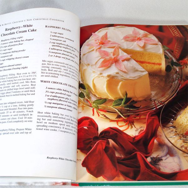 Betty Crocker's New Christmas Cookbook 1993 #6