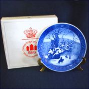 Royal Copenhagen 1967 Royal Oak Christmas Plate With Box