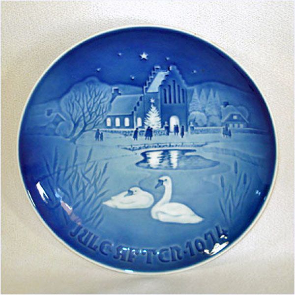 Bing Grondahl 1974 Village Swans Christmas Plate With Box #2