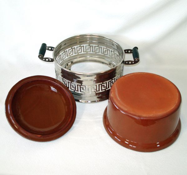 Guernsey Ware 1 Quart Baking Crock With Chrome Holder #2
