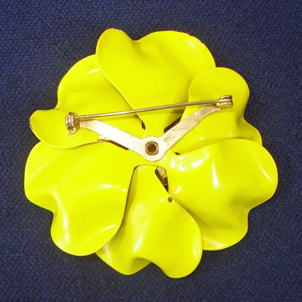 Big Bright Yellow Flower Power 1960s Enamel Pin Brooch #2