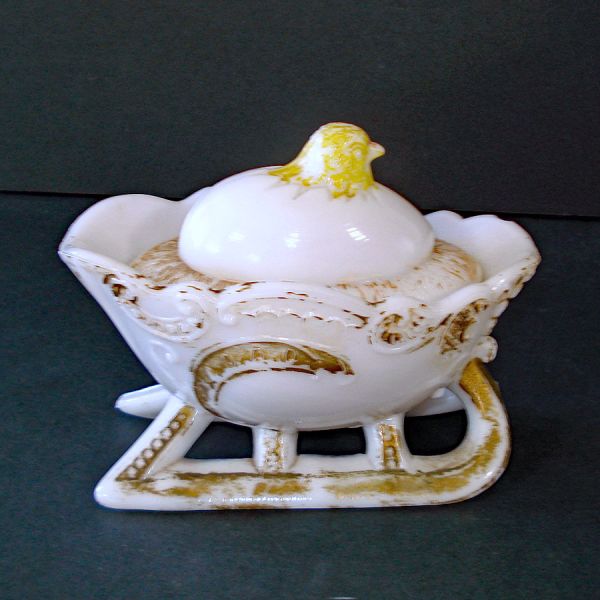 Westmoreland Hatching Chick in Sleigh Antique Mustard Jar