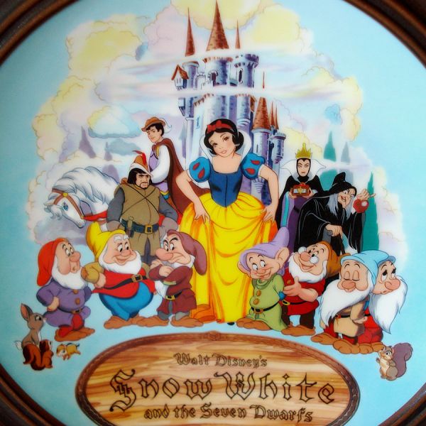 Disney Snow White 1987 Framed Collector Plate #3