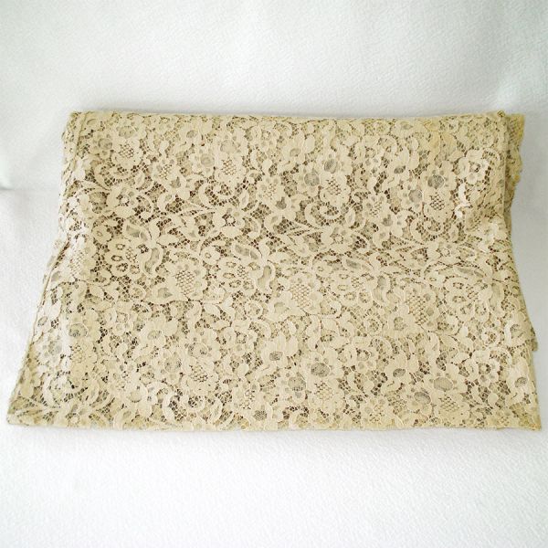 Ecru Chantilly Lace Oval Tablecloth 62 by 84 inches #3