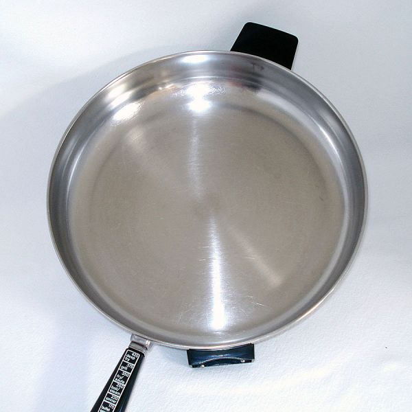 Farberware B3000 Electric Skillet Fry Pan 12 Inch Clean #4