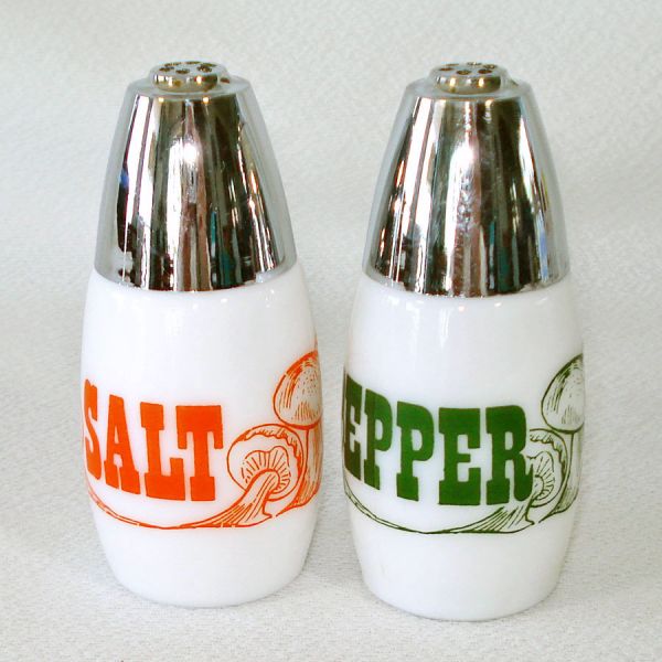 Gemco Westinghouse 1970s Mushrooms Glass Salt and Pepper Shakers