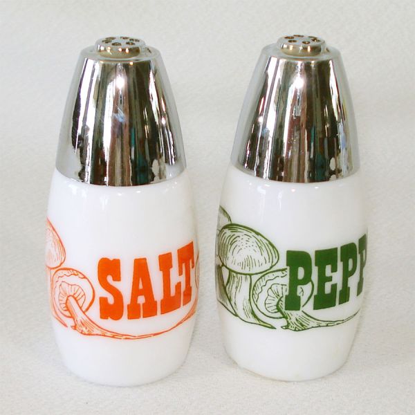 Gemco Westinghouse 1970s Mushrooms Glass Salt and Pepper Shakers #2