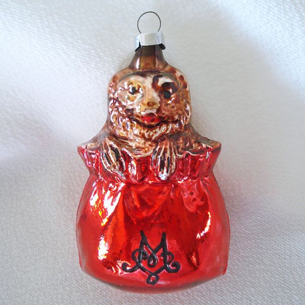 Inge Dog in Bag 1982 Glass Christmas Ornament Mint in Box #2