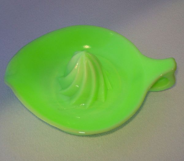 Jeannette Jadite Green Glass Juicer Reamer #5
