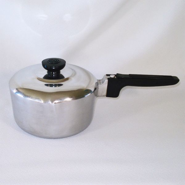 Magnalite 2 Quart Covered Aluminum Saucepan #2