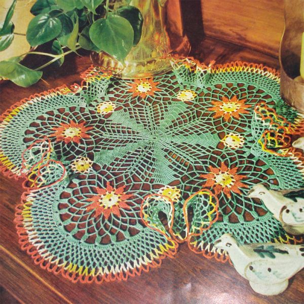 Newest In Floral Doilies 1950 Crochet Pattern Instruction Booklet #3