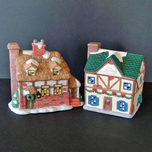 Noma Dickensville 2 Lighted Christmas Village Houses #2