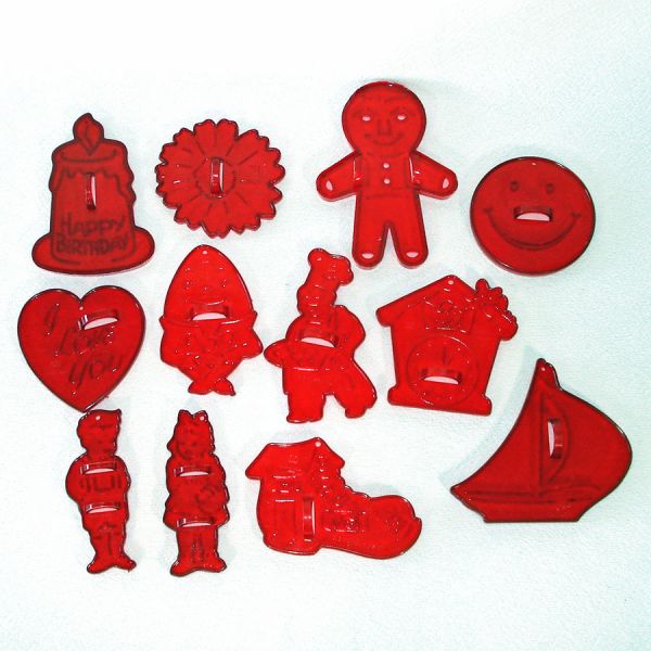 HRM Red Plastic Nursery Rhyme And Other Cookie Cutters #2