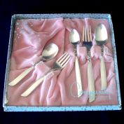 South Seas Oneida Silverplate Boxed Baby Youth Flatware Set