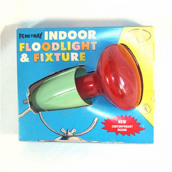 Penetray Red Christmas Floodlight With Fixture in Original Box