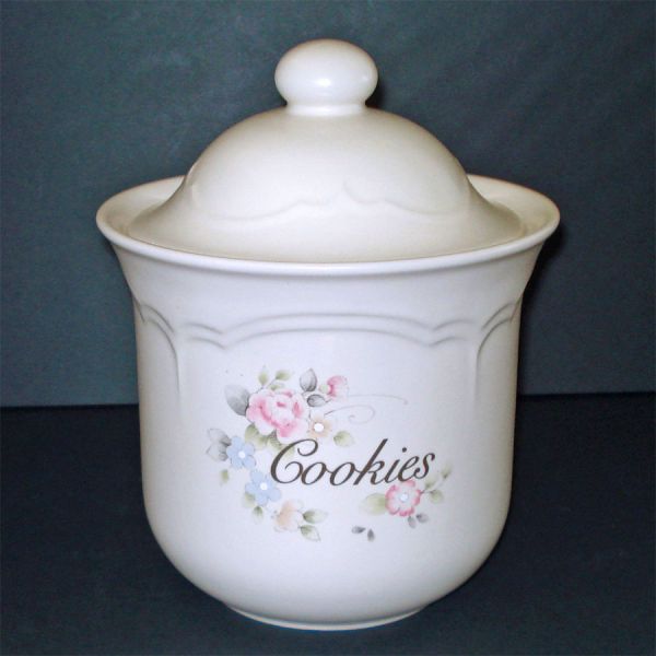 Pfaltzgraff Tea Rose Cookie Jar