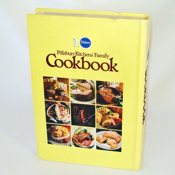 Pillsbury Kitchens Family Cookbook 1987 Hardcover #2