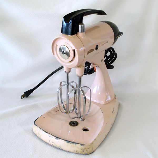 Sunbeam Pink Mode12 Mixmaster Kitchen Mixer Working #4