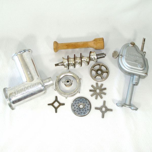 Sunbeam Meat Grinder Food Chopper Mixmaster Attachment #2