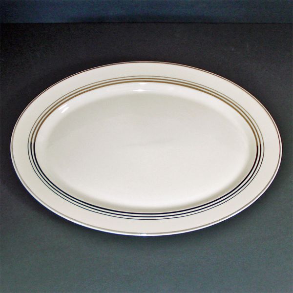 Syracuse Old Ivory Nimbus Platinum 16 Inch Platter
