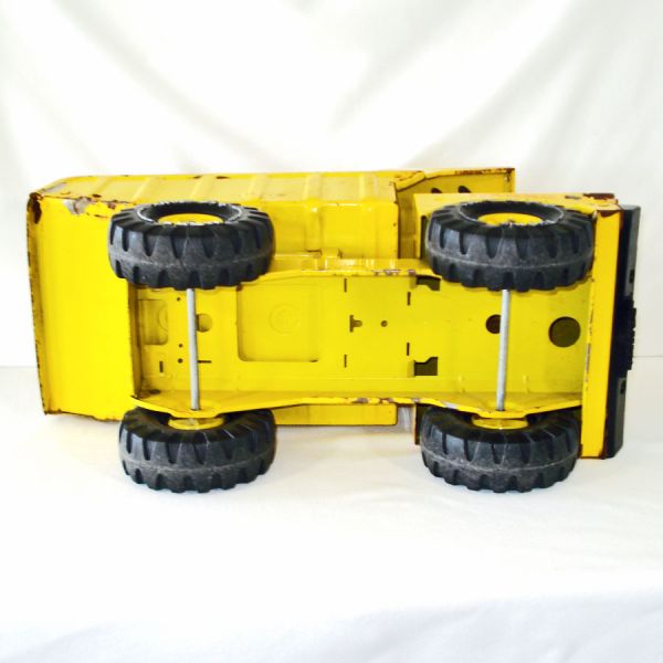 Mighty Tonka Big Yellow Metal Dump Truck 1970s #7