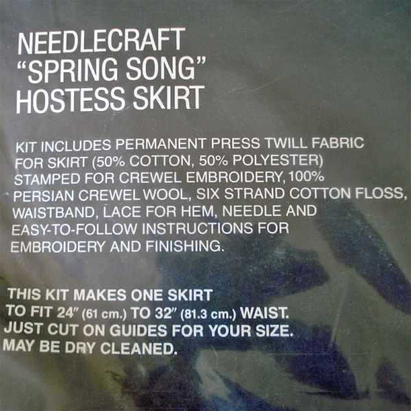 Bucilla Vera Neumann Spring Song Hostess Skirt Needlework Kit #3