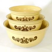 Pfaltzgraff Village Set 3 Nested Mixing Bowls