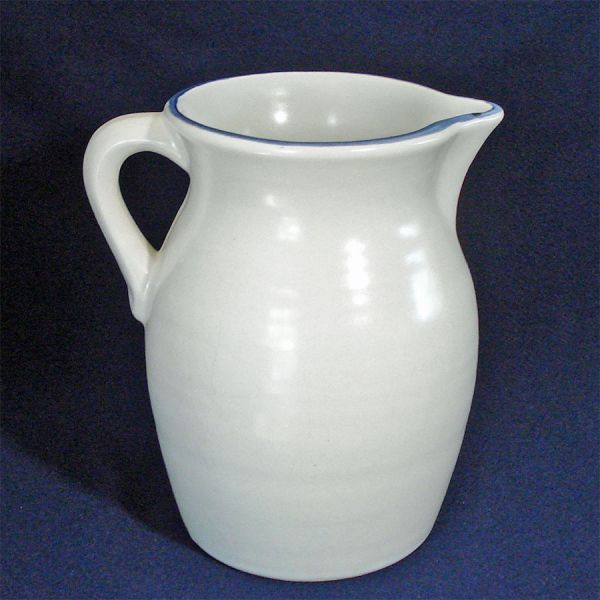 Pfaltzgraff Yorktowne 2 Quart Pitcher #2