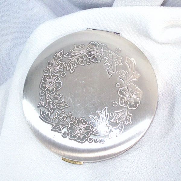 Zell Fifth Avenue Silverplate Etched Flowers Powder Compact With Box #2